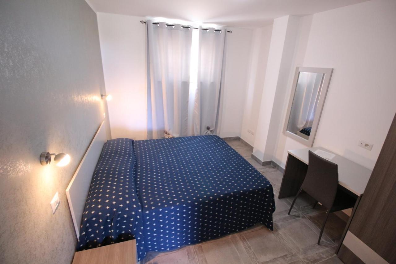 Chiaro Di Luna Apartment Santa Domenica  Exterior photo